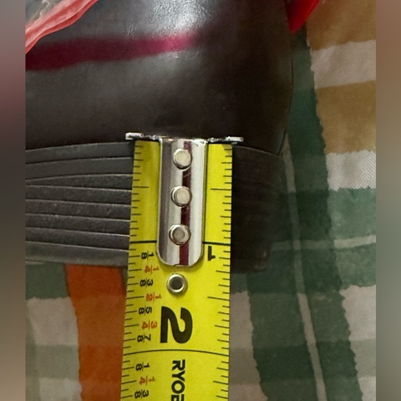 Women’s Boots - Picture 5 of 7